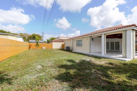 Купить виллу или дом в Майами, Флорида 3 спальни, 127.46м2, № 2043472 - фото 28