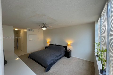 Купить кондоминиум в Майами, Флорида 1 спальня, 96.25м2, № 1987227 - фото 24