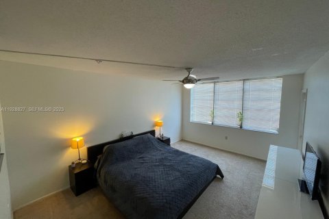 Купить кондоминиум в Майами, Флорида 1 спальня, 96.25м2, № 1987227 - фото 20