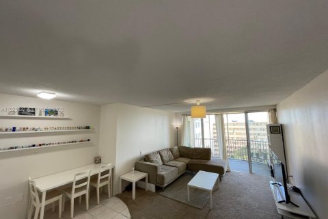 Купить кондоминиум в Майами, Флорида 1 спальня, 96.25м2, № 1987227 - фото 14