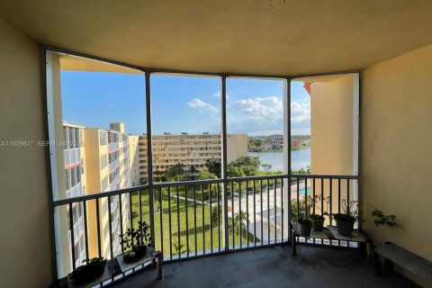 Купить кондоминиум в Майами, Флорида 1 спальня, 96.25м2, № 1987227 - фото 4