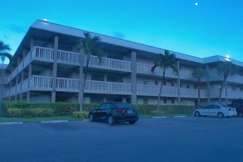 Condo in Boca Raton, Florida, 1 bedroom  № 2194806