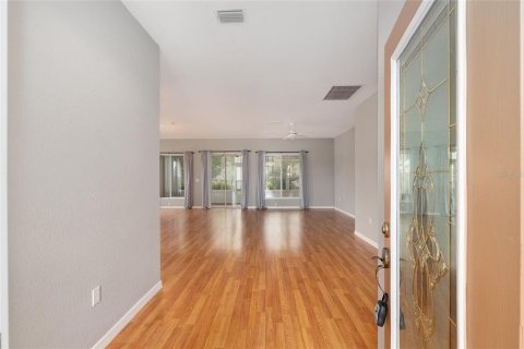 House in Summerfield, Florida 2 bedrooms, 197.88 sq.m. № 2111071 - photo 6
