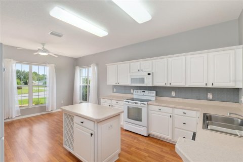 House in Summerfield, Florida 2 bedrooms, 197.88 sq.m. № 2111071 - photo 24