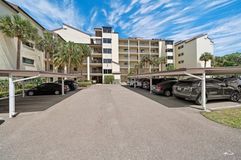 Condominio en venta en Largo, Florida, 2 dormitorios, 133.78 m2 № 1109727 - foto 1