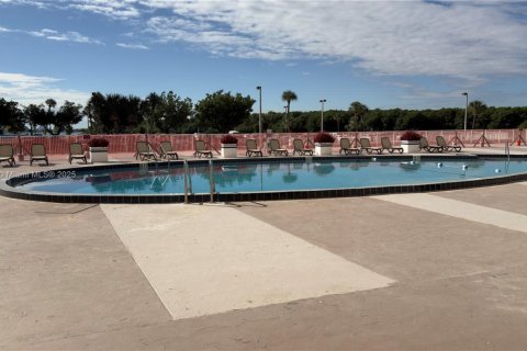 Apartamento en alquiler en Sunny Isles Beach, Florida, 1 dormitorio, 65.5 m2 № 1966043 - foto 19