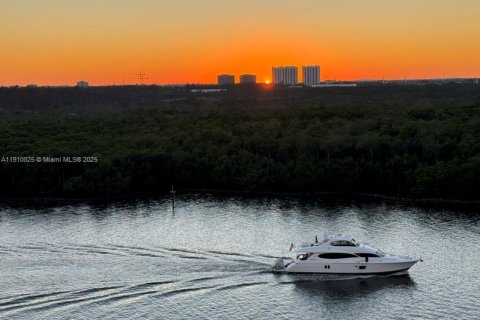 Apartamento en alquiler en Sunny Isles Beach, Florida, 1 dormitorio, 65.5 m2 № 1966043 - foto 28