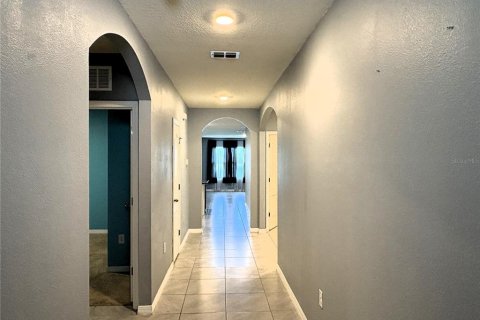 Villa ou maison à louer à Saint Cloud, Floride: 4 chambres, 169.83 m2 № 2415598 - photo 5