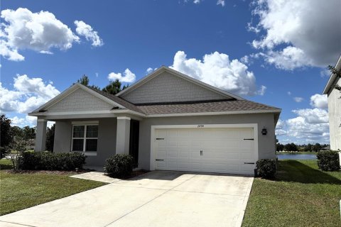 Villa ou maison à Saint Cloud, Floride 4 chambres, 169.83 m2 № 2415598