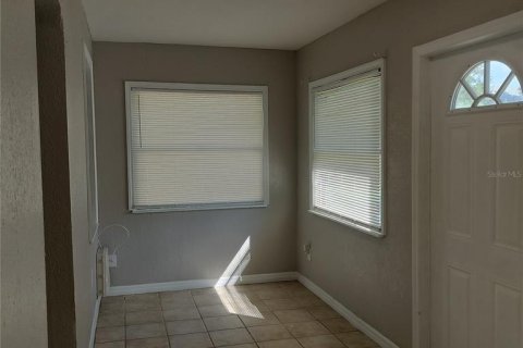 Villa ou maison à louer à Winter Haven, Floride: 2 chambres, 78.22 m2 № 2437347 - photo 16