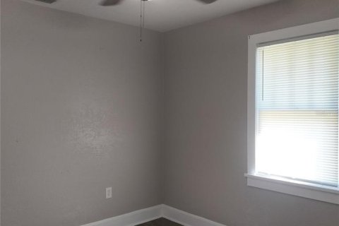 Villa ou maison à louer à Winter Haven, Floride: 2 chambres, 78.22 m2 № 2437347 - photo 14