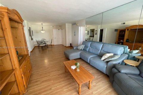 Copropriété à louer à Miami Beach, Floride: 2 chambres, 95.69 m2 № 2080284 - photo 3