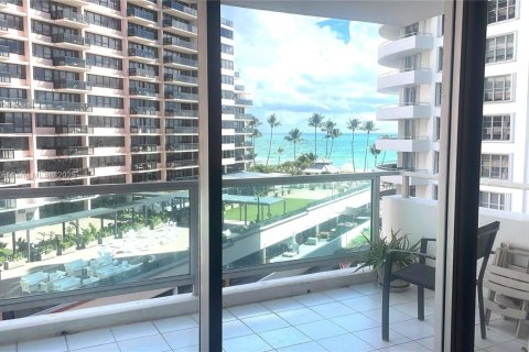 Copropriété à louer à Miami Beach, Floride: 2 chambres, 95.69 m2 № 2080284 - photo 4