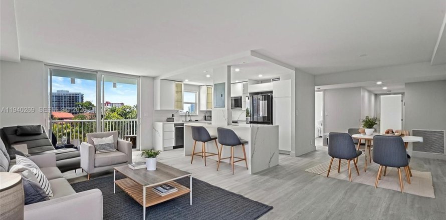 Condo à Hallandale Beach, Floride, 2 chambres № 1997219