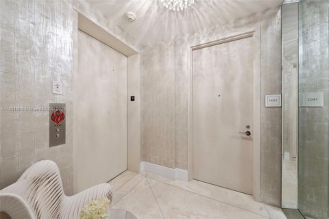 Condo in Bal Harbour, Florida, 3 bedrooms  № 1943906 - photo 3