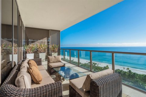 Condo in Bal Harbour, Florida, 3 bedrooms  № 1943906 - photo 25