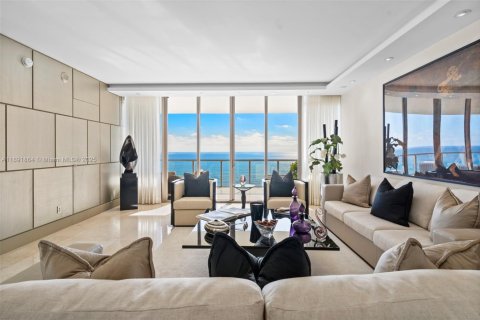 Condo in Bal Harbour, Florida, 3 bedrooms  № 1943906 - photo 8