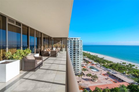 Condo in Bal Harbour, Florida, 3 bedrooms  № 1943906 - photo 26