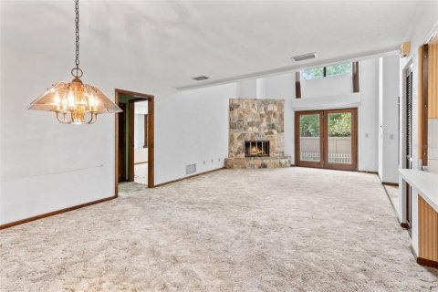 Townhouse in Ormond Beach, Florida 3 bedrooms, 177.81 sq.m. № 1785995 - photo 10