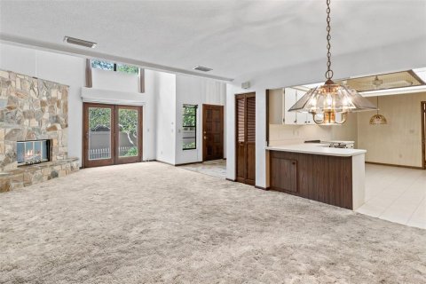 Townhouse in Ormond Beach, Florida 3 bedrooms, 177.81 sq.m. № 1785995 - photo 12