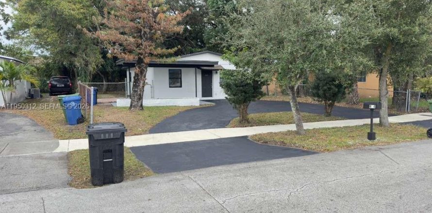 Дом в Форт-Лодердейл, Флорида 3 спальни, 84.73м2 № 2005800