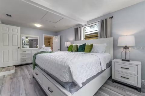 Villa ou maison à louer à Tampa, Floride: 3 chambres, 108.88 m2 № 2421766 - photo 10