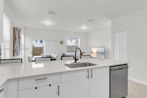 Купить виллу или дом в Хомстед, Флорида 3 спальни, 143.53м2, № 2023474 - фото 11