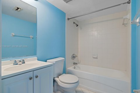 Купить кондоминиум в Хомстед, Флорида 2 спальни, 76.37м2, № 2026617 - фото 15