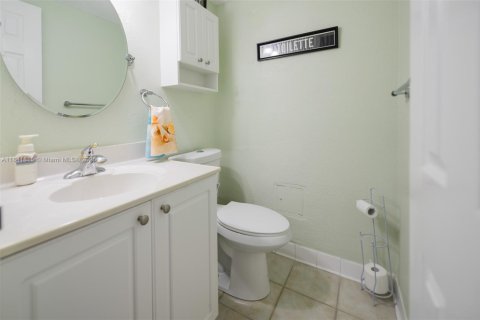 Copropriété à louer à Hollywood, Floride: 1 chambre, 77.57 m2 № 1833827 - photo 15