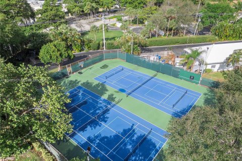 Снять в аренду кондоминиум в Форт-Лодердейл, Флорида 2 спальни, 111.48м2, № 2004365 - фото 17