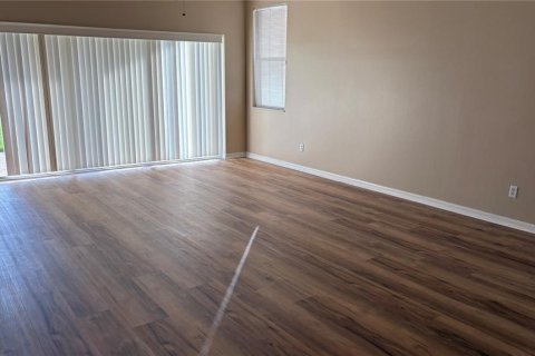 House in Tampa, Florida 4 bedrooms, 200.2 sq.m. № 1787836 - photo 7
