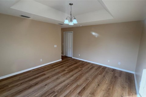 House in Tampa, Florida 4 bedrooms, 200.2 sq.m. № 1787836 - photo 10