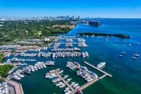 Condo in Miami, Florida, 2 bedrooms  № 1953521 - photo 29
