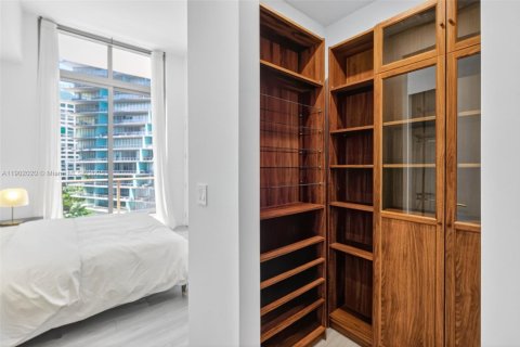 Condo in Miami, Florida, 2 bedrooms  № 1953521 - photo 15