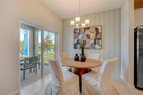 House in Melbourne, Florida 4 bedrooms, 170.85 sq.m. № 1792300 - photo 8