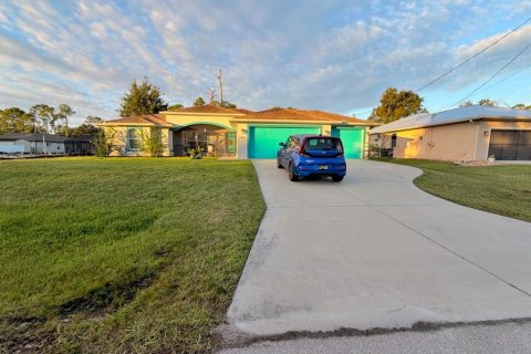 House in North Port, Florida 3 bedrooms, 153.1 sq.m. № 2393823