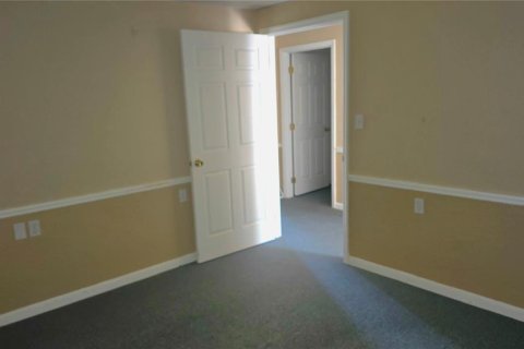 Commercial property in Venice, Florida 65.03 sq.m. № 2214877 - photo 13