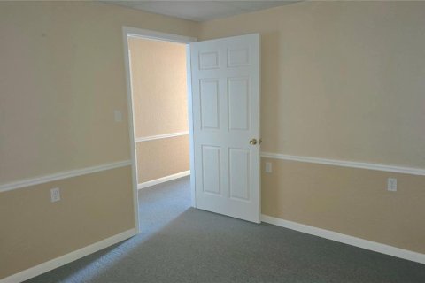 Commercial property in Venice, Florida 65.03 sq.m. № 2214877 - photo 14