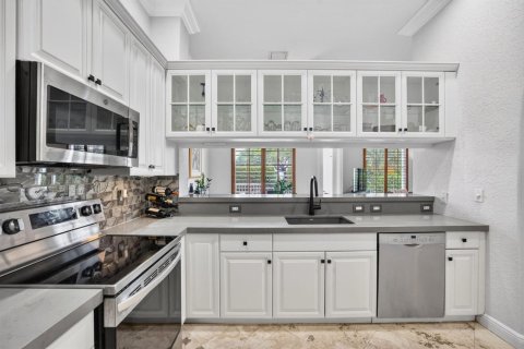 Townhouse in Lighthouse Point, Florida 3 bedrooms, 173.82 sq.m. № 2246595 - photo 10