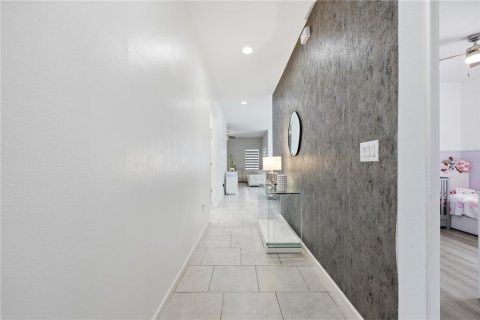 Casa en venta en Davenport, Florida, 4 dormitorios, 148.64 m2 № 2210146 - foto 7