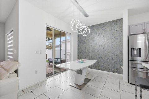 Casa en venta en Davenport, Florida, 4 dormitorios, 148.64 m2 № 2210146 - foto 14