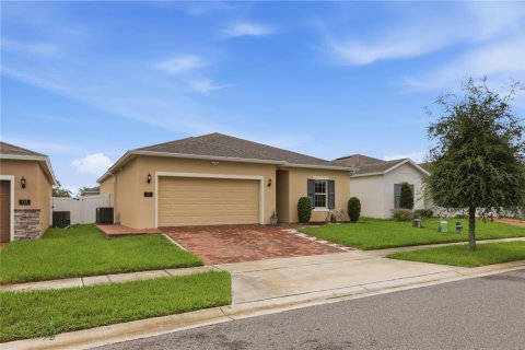 Casa en venta en Davenport, Florida, 4 dormitorios, 148.64 m2 № 2210146 - foto 3
