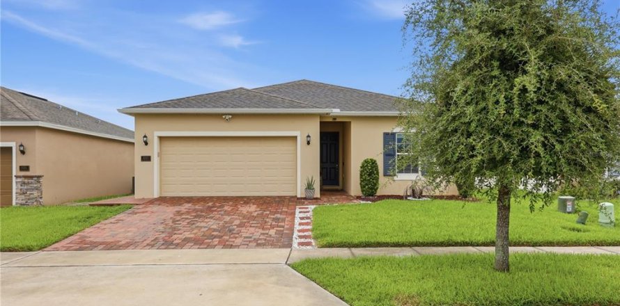 Casa en Davenport, Florida 4 dormitorios, 148.64 m2 № 2210146