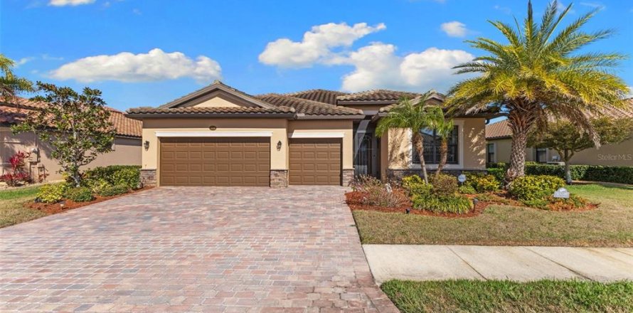 Villa ou maison à Venice, Floride 4 chambres, 209.4 m2 № 2142113