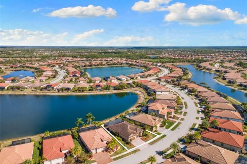 Villa ou maison à vendre à Venice, Floride: 4 chambres, 209.4 m2 № 2142113 - photo 2