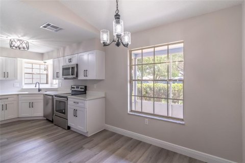 Casa en venta en Kissimmee, Florida, 3 dormitorios, 158.4 m2 № 1899365 - foto 9