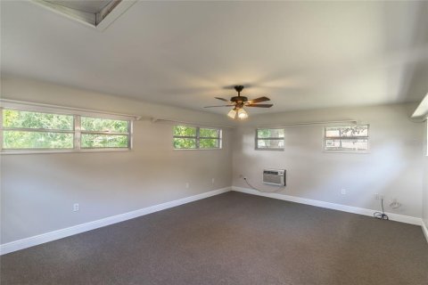 Casa en venta en Kissimmee, Florida, 3 dormitorios, 158.4 m2 № 1899365 - foto 30