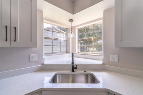 Casa en venta en Kissimmee, Florida, 3 dormitorios, 158.4 m2 № 1899365 - foto 6