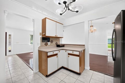 Villa ou maison à vendre à Palm Bay, Floride: 3 chambres, 146.04 m2 № 2430553 - photo 14