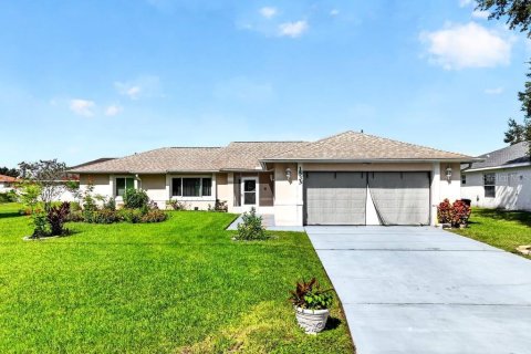 Villa ou maison à vendre à Palm Bay, Floride: 3 chambres, 146.04 m2 № 2430553 - photo 2